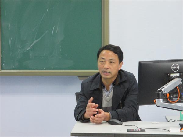 C:\Users\Administrator\Desktop\2018校本研修综合材料\2018学时签证照片\学校活动照片 290.jpg