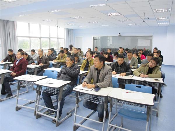 C:\Users\Administrator\Desktop\学校活动照片 294.jpg